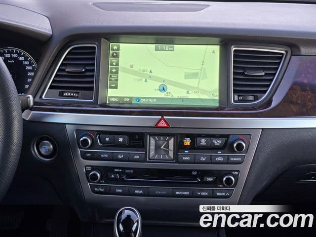 Hyundai Genesis DH Premium, 2016 11