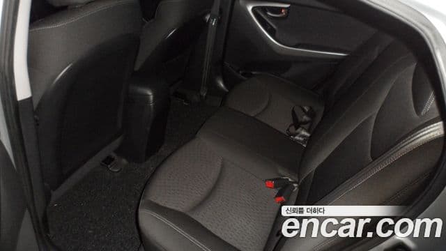 Hyundai Avante MD Luxury, 2012 7