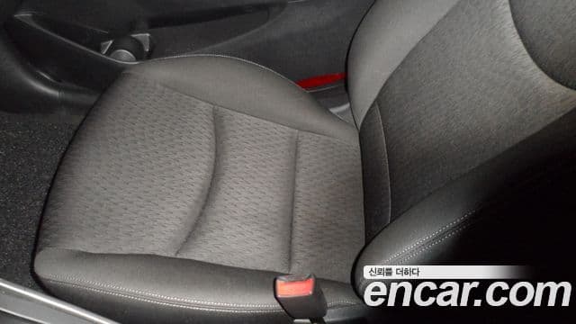 Hyundai Avante MD Luxury, 2012 10