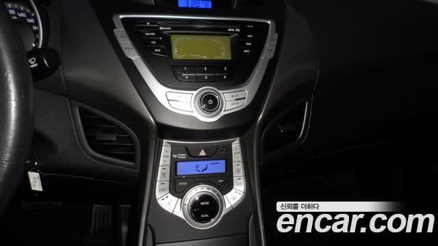 Hyundai Avante MD Luxury, 2012 11