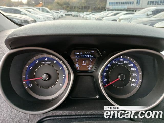 Hyundai Avante MD M16 GDI Smart, 2013 8