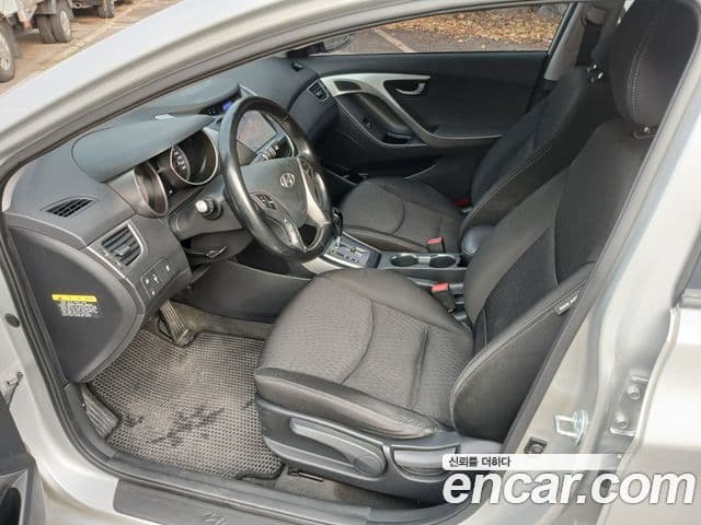 Hyundai Avante MD M16 GDI Smart, 2013 10