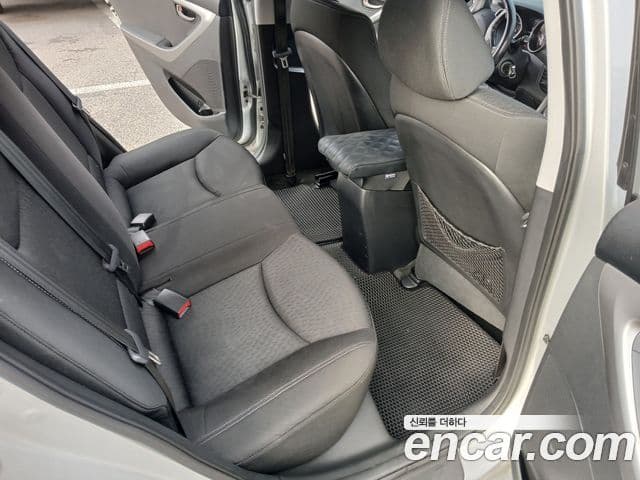 Hyundai Avante MD M16 GDI Smart, 2013 13