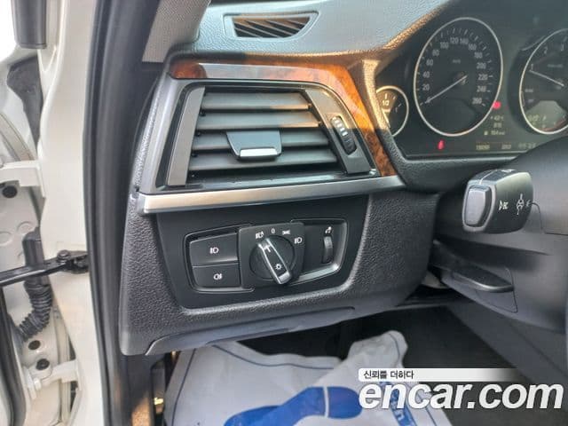 BMW 3시리즈 (F30), 2013 10