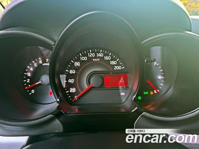 Kia Ray Luxury, 2015 10