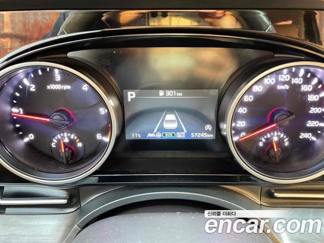 Kia Carnival 4세대 Prestige, 2023 11