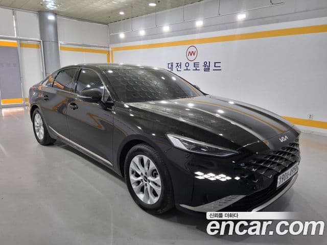 Kia K8 Noblesse, 2022 2