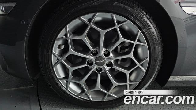 Genesis G80 (RG3) бензин 2.5 турбо AWD, 2021 все фото