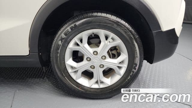 KG모빌리티(SsangYong) Berry New Tivoli V3, 2021 все фото