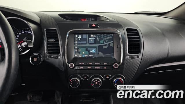 Kia The / новый New K3 Style, 2018 16