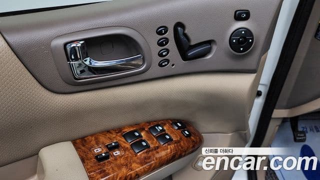 Kia Carnival R Premium, 2014 13