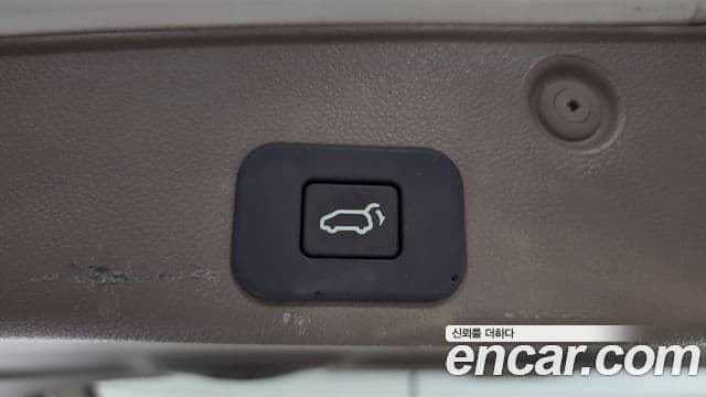 Kia Carnival R Premium, 2014 20