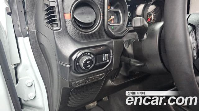 Jeep Wrangler (JL) 2.0 Rubicon 4도어, 2024 18