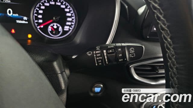 Hyundai The / новый New Santa Fe Exclusive, 2022 15