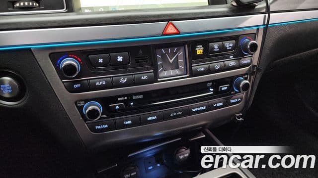 Hyundai Genesis DH G330 Premium AWD, 2016 18