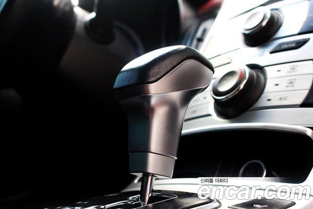 Hyundai Genesis купе 200 турбо P, 2010 9