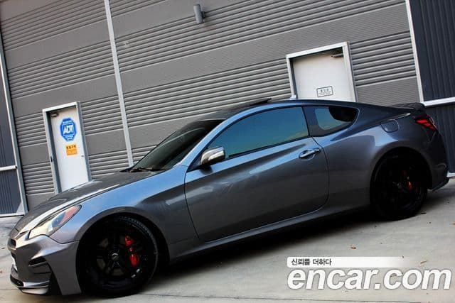 Hyundai Genesis купе 200 турбо P, 2010 13
