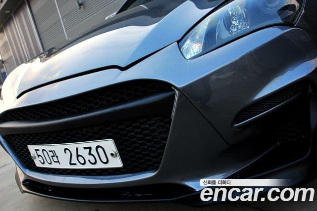 Hyundai Genesis купе 200 турбо P, 2010 17