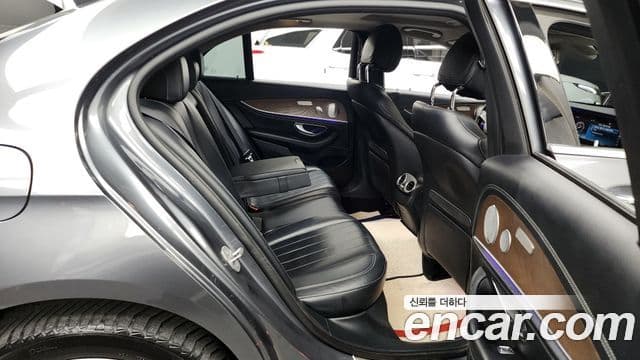 Mercedes-Benz E-класс W213 Exclusive, 2018 12