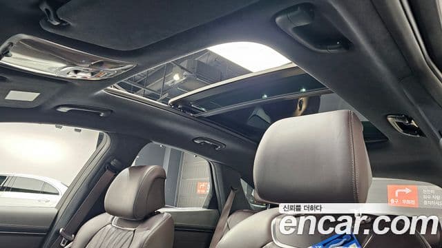 Genesis GV70, 2021 6