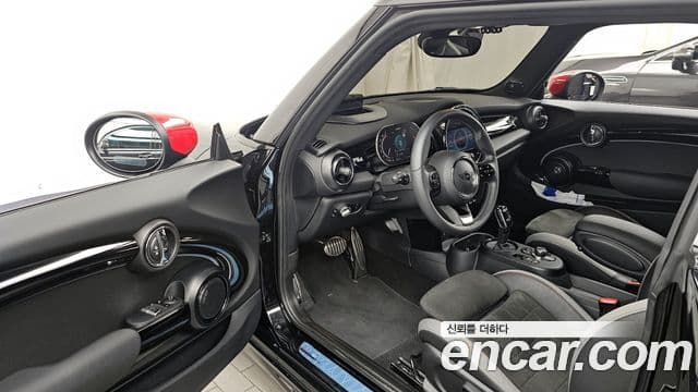 Mini Cooper S 3세대, 2023 10