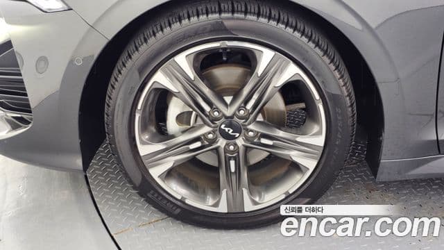 Kia K5 3세대 Signature, 2023 все фото