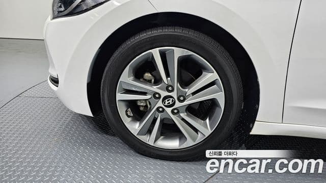 Hyundai Avante AD 1.6 GDI Value Plus, 2017 все фото