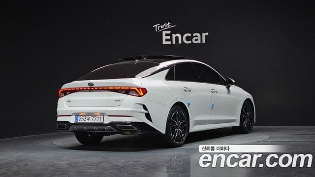 Kia K5 3세대 Prestige, 2021 2