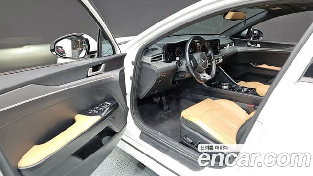 Kia K5 3세대 Prestige, 2021 10