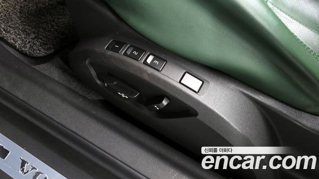 Volvo C70 2세대, 2007 16