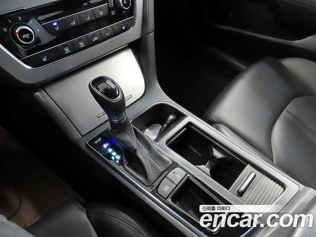 Hyundai LF Sonata Style, 2016 9