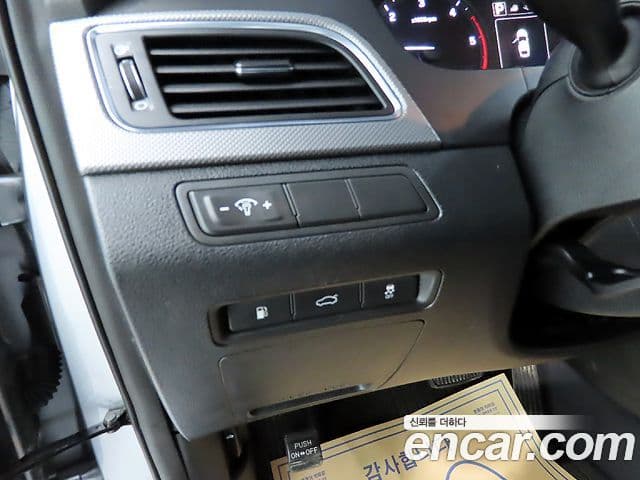 Hyundai LF Sonata Style, 2016 15