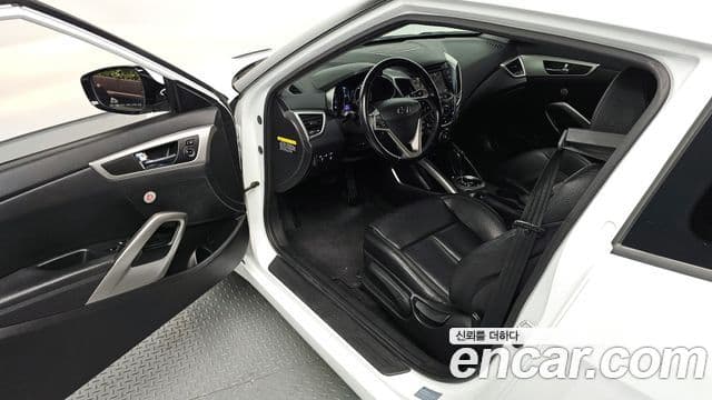 Hyundai Veloster PYL, 2014 11