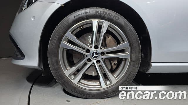 Mercedes-Benz E-класс W213 Avantgarde, 2022 все фото