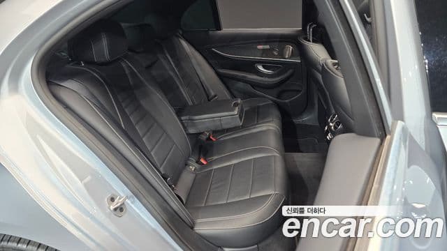 Mercedes-Benz E-класс W213 Avantgarde, 2022 12