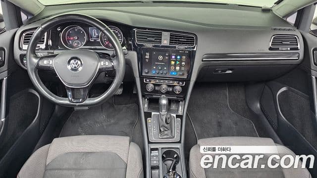 Volkswagen Гольф 7세대, 2015 7