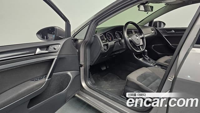 Volkswagen Гольф 7세대, 2015 10