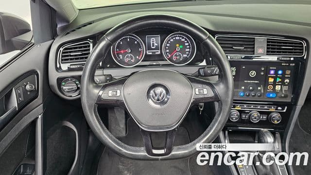 Volkswagen Гольф 7세대, 2015 13