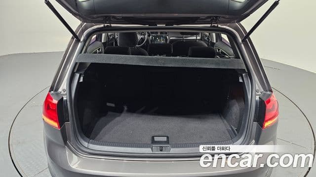 Volkswagen Гольф 7세대, 2015 20