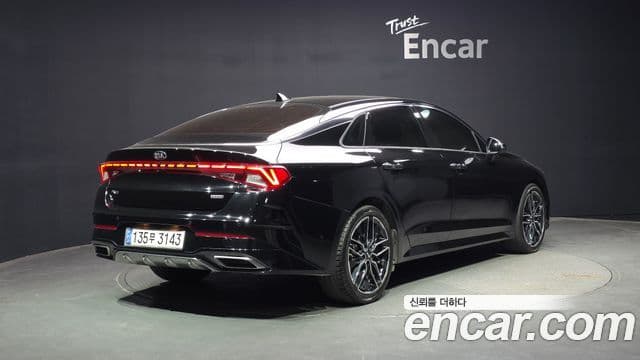 Kia K5 3세대 Signature, 2021 2