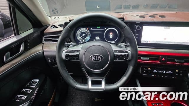 Kia K5 3세대 Signature, 2021 13