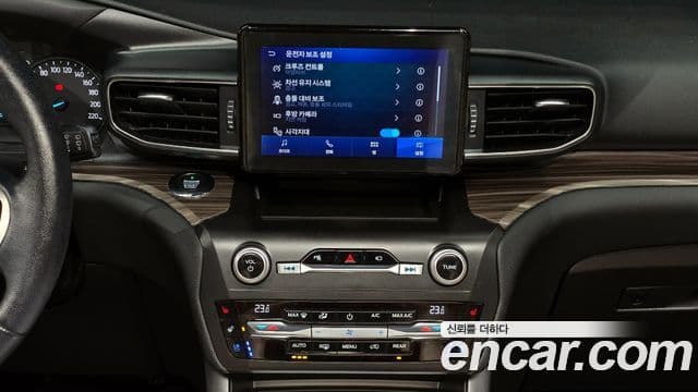 Ford Explorer 6세대 2.3 Limited 4WD, 2020 16