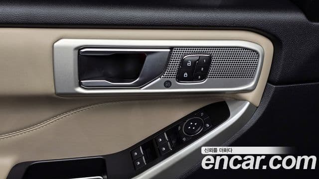 Ford Explorer 6세대 2.3 Limited 4WD, 2020 17