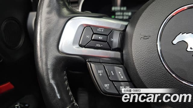 Ford Mustang кабриолет, 2023 17