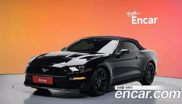 Ford Mustang кабриолет, 2023 1