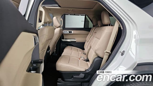 Ford Explorer 6세대 2.3 Limited 4WD, 2022 12