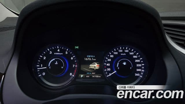 Hyundai Grandeur HG Modern, 2014 8