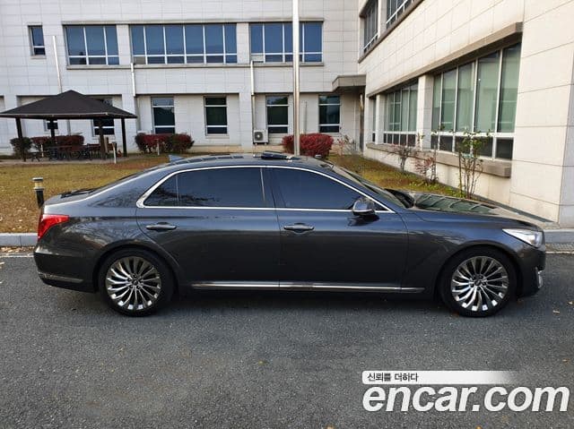 Genesis EQ900 Premium Luxury, 2018 20