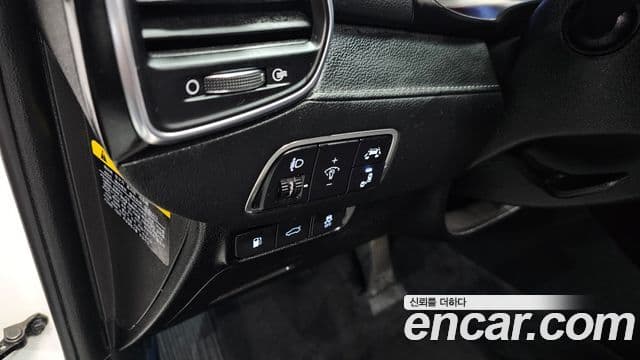 Hyundai Grandeur IG Premium, 2017 16