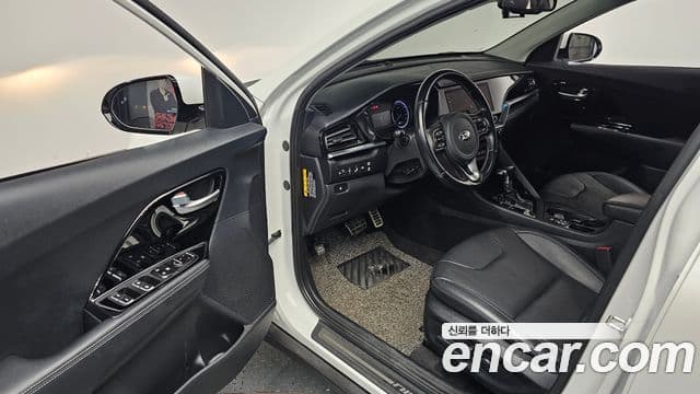 Kia The / новый New Niro Noblesse, 2020 11